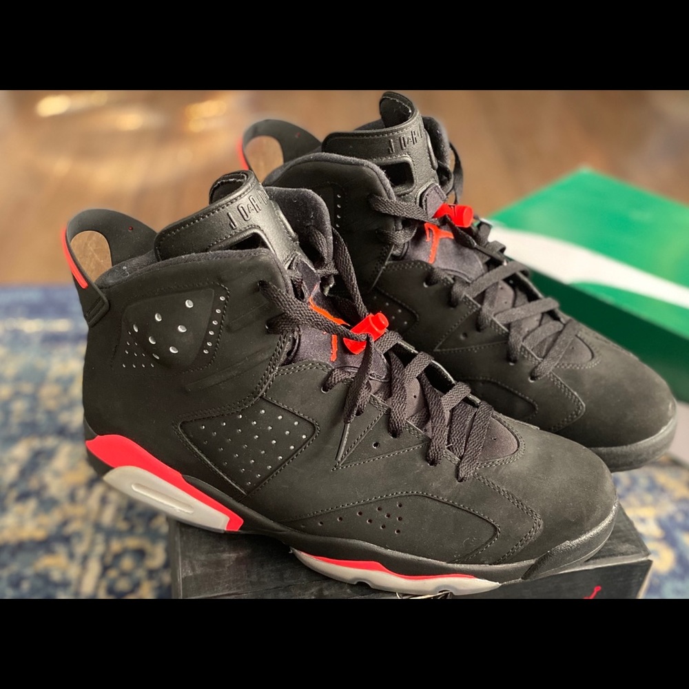 Jordan’s infrared 23-black size 13